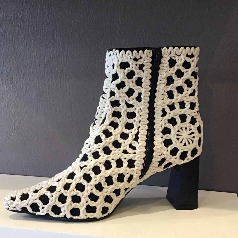 Elegant Crochet Heeled Boots - Black and Cream - Picture 2 of 3